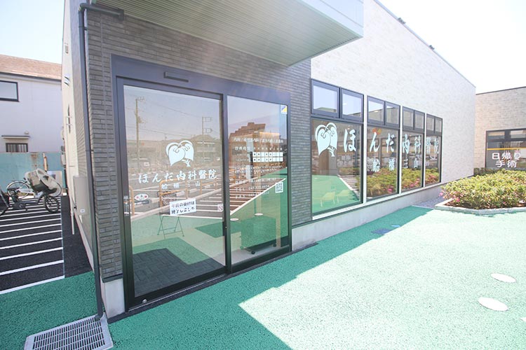 当院入口に到着です。